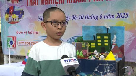 Mùa hè sôi động qua từng trang sách