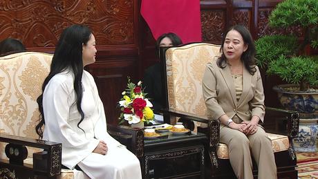 Phó Chủ tịch nước Võ Thị Ánh Xuân tiếp nữ phi hành gia Amanda Nguyễn