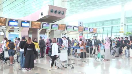 Indonesia siết chặt điều kiện tài chính với du khách quốc tế tới Bali