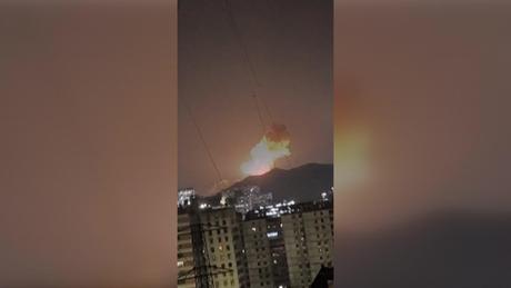 Venezuela cáo buộc Mỹ tấn công khu dân cư