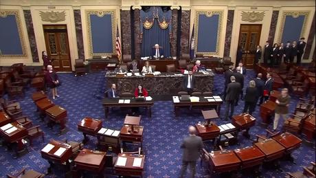 Thượng viện Mỹ bác nghị quyết hạn chế quyền của Tổng thống Trump tại Venezuela