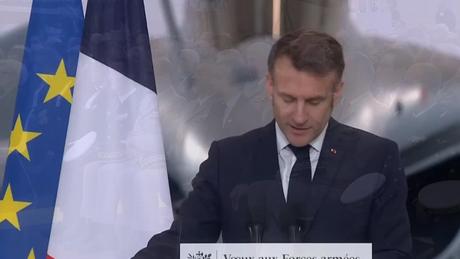 Pháp bổ sung 36 tỷ euro để tăng tốc tái vũ trang