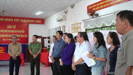 Phó Chủ tịch Quốc hội kiểm tra công tác bầu cử tại An Giang