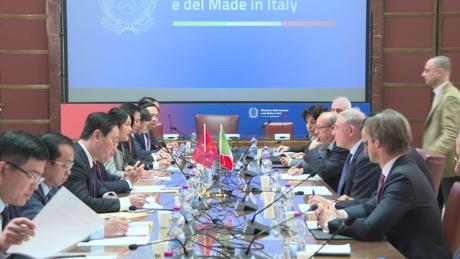 Phó Thủ tướng Nguyễn Chí Dũng thăm và làm việc tại Italy