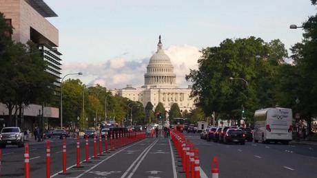 Tổng thống Donald Trump cân nhắc rút Mỹ khỏi NATO