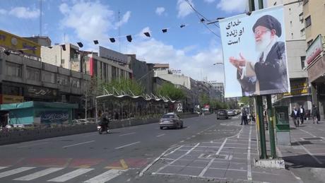 Tuyên bố trái chiều của lãnh đạo Iran và Mỹ trước giờ đàm phán