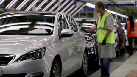 Tập đoàn ô tô Stellantis mở rộng nhà máy ở Algeria