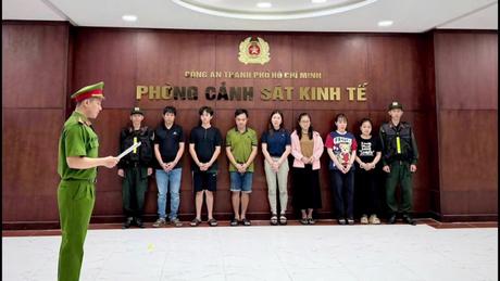 TP.HCM: Triệt phá đường dây đổ thải trái phép hơn 20.000 tấn chất thải