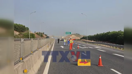Tạm thời cấm một số đoạn cao tốc Vũng Áng – Cam Lộ