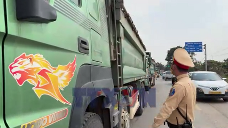 Hà Nội: Không để rào chắn và dừng đỗ sai phép gây ùn tắc