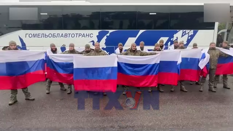 Nga - Ukraine trao đổi tù binh quy mô lớn
