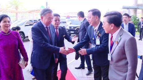 Tổng Bí thư, Chủ tịch nước Tô Lâm gặp gỡ cộng đồng người Việt