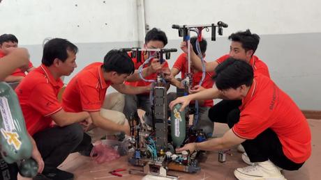 Robocon Việt Nam sẵn sàng chinh phục đấu trường quốc tế